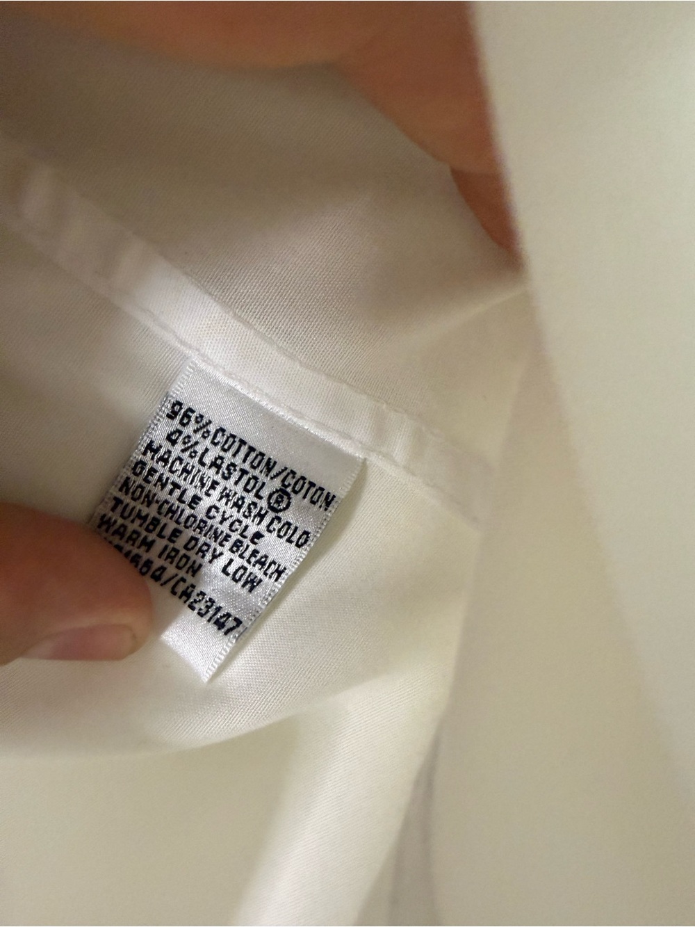 Tahari White Short-Sleeve Linen Button-Down Shirt - Picture 4 of 4